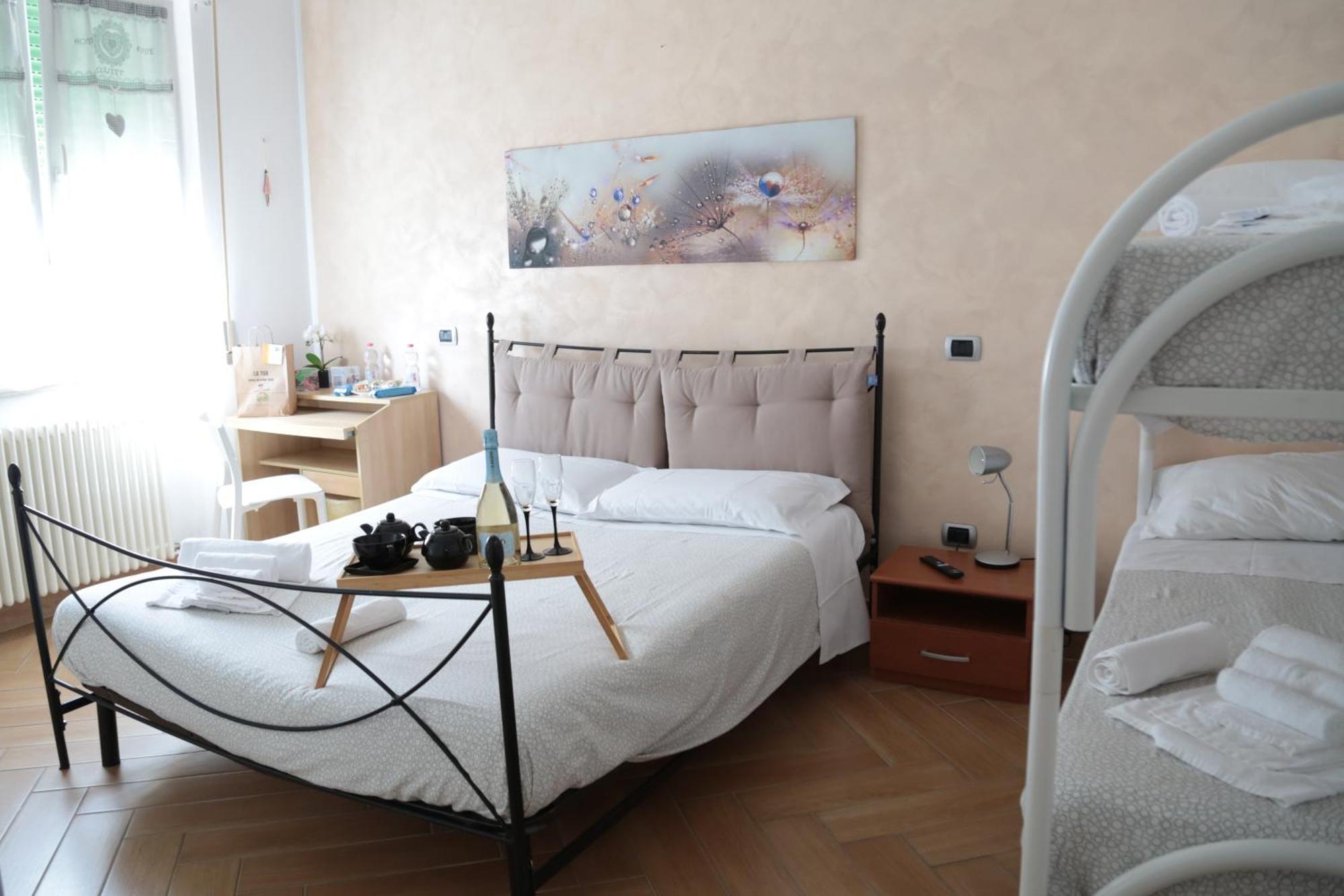 Guest House Simonazzi Реджо-нель-Емілія Екстер'єр фото